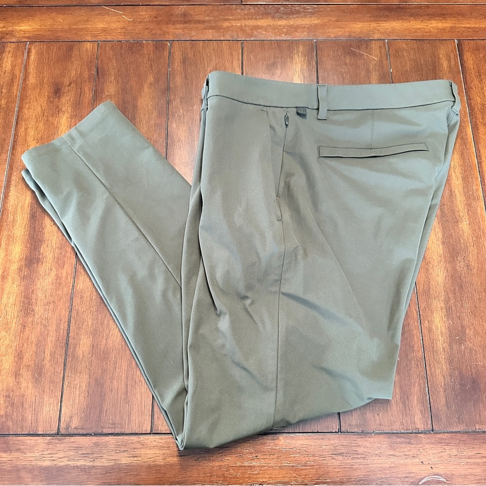 Lululemon Commission Pant